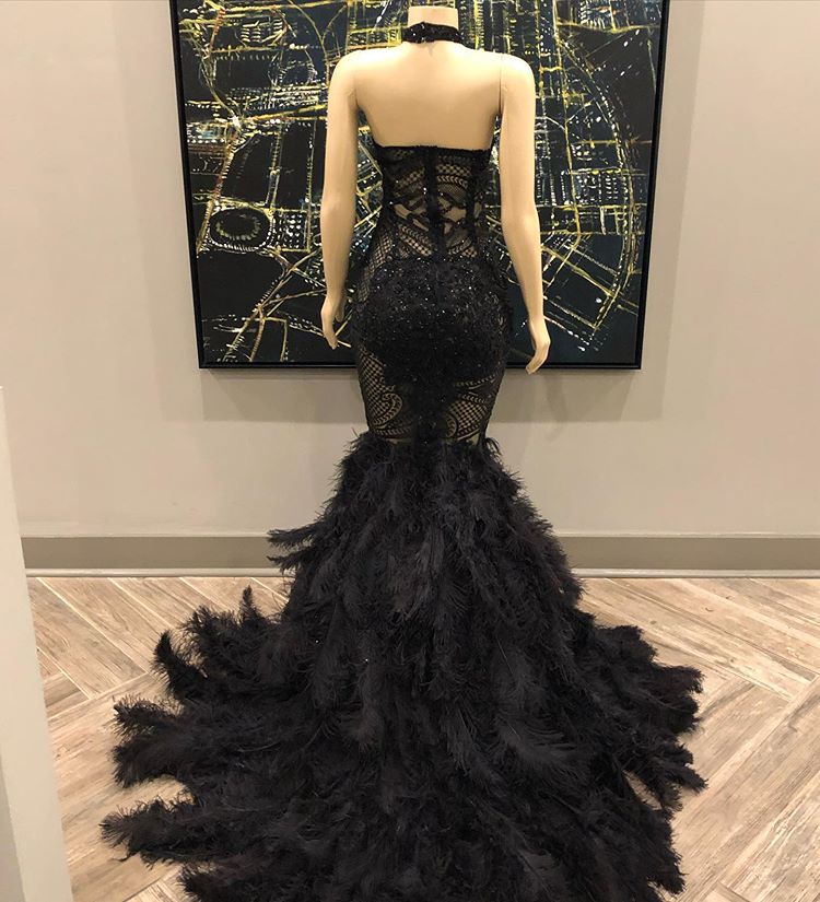 Unique Lace Appliques Halter Feather Prom Dresses | Sleeveless Alluring Fit and Flare Evening Gowns