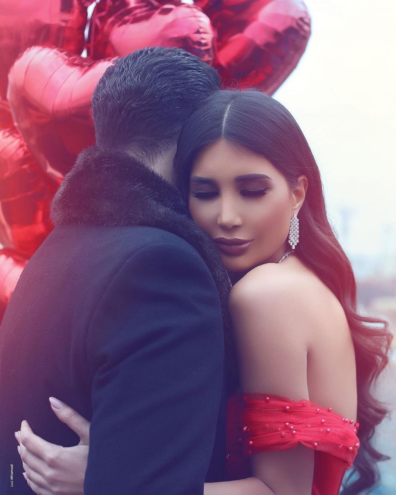 Romantic Off the Shoulder A-line Evening Maxi Gown Tulle Formal Party Dress