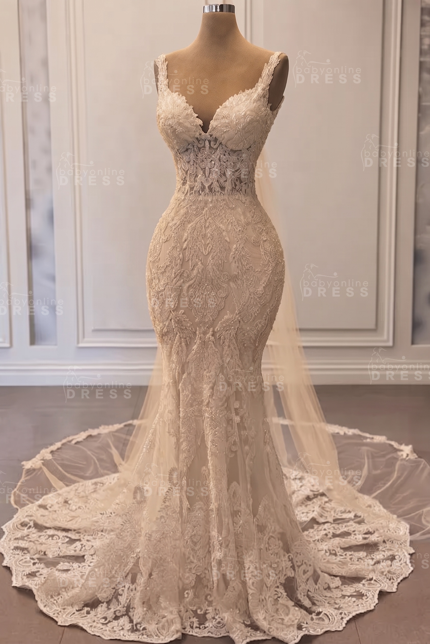 Classy Column Chapel  Mermaid Long Lace Wedding Dress with Straps