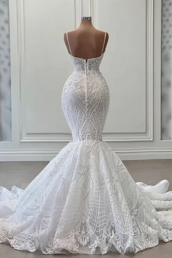 Charming Sleeveless Spaghetti Straps Mermaid Wedding Dress with Ruffles