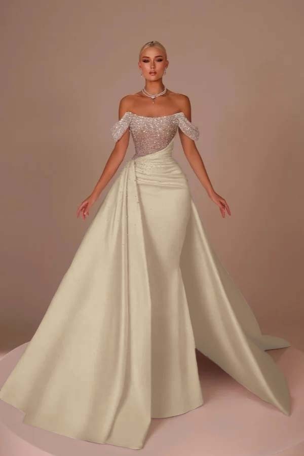 Off the shoulder Strapless Mermaid White Overkskirt Wedding Dresses