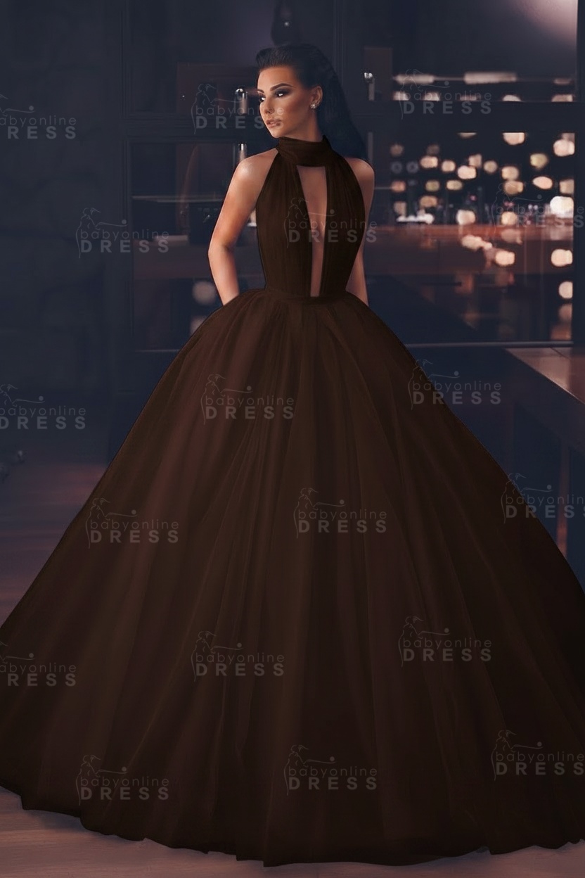 Sexy High-Neck Sleeveless Ball Gown Evening Dress with Pockets