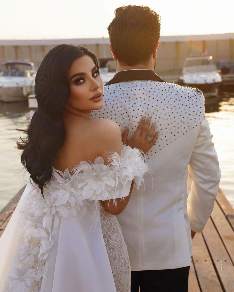 Stunning Off-the-Shoulder Mermaid Wedding Gown with Sweep Cape