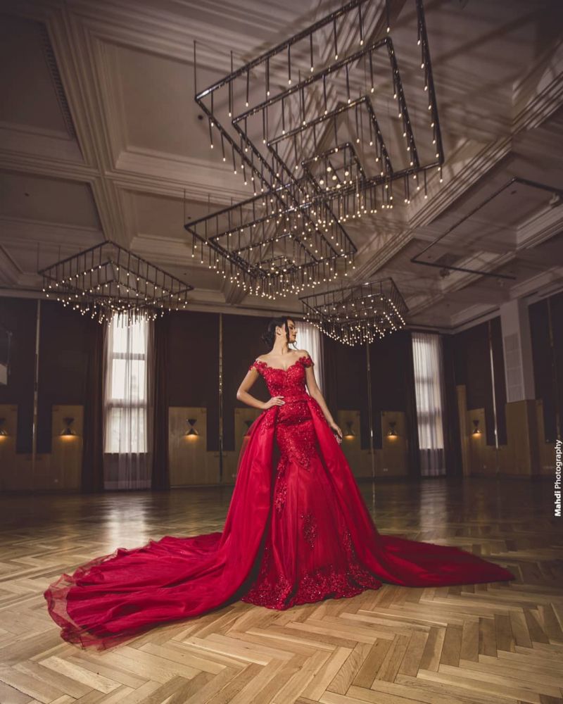 Charming Red Off Shoulder Lace Appliques Mermaid Prom Gown with Detachable Sweep Train