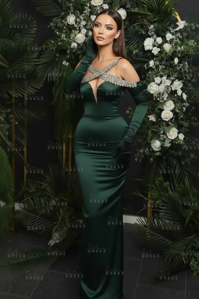 Spaghetti Straps Crystals Column Satin Prom Dresses Floor Length
