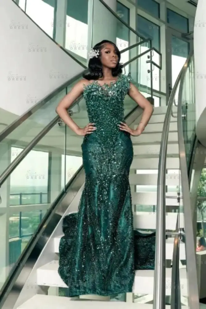 Strapless Dark Green Mermaid Prom Dress with Beadings