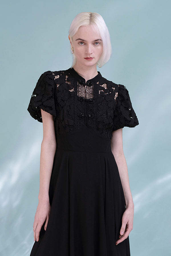 Black A-Line Dresses Short Sleeves with Applique