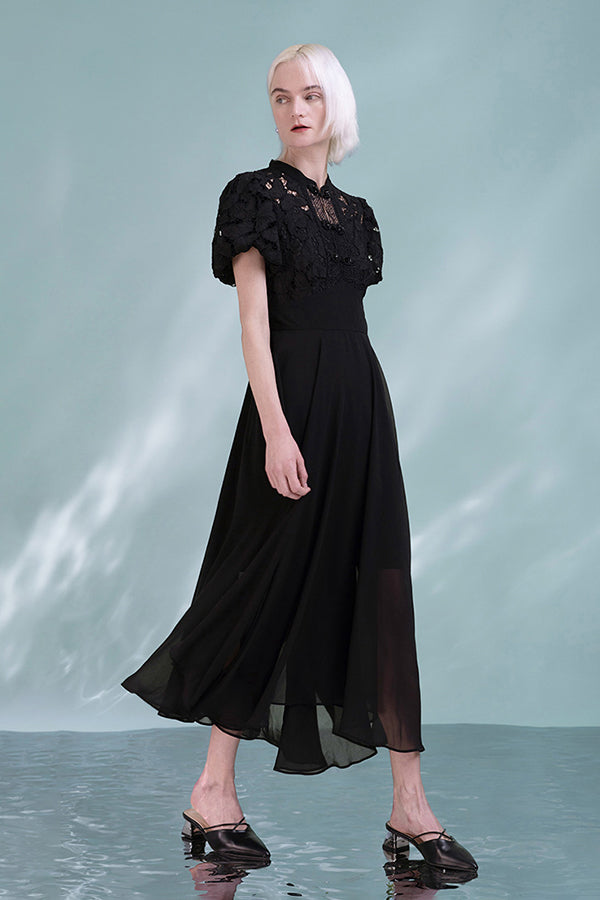 Black A-Line Dresses Short Sleeves with Applique