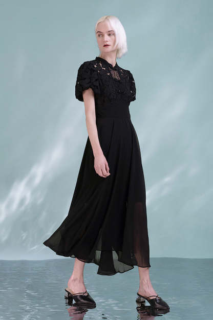 Black A-Line Dresses Short Sleeves with Applique