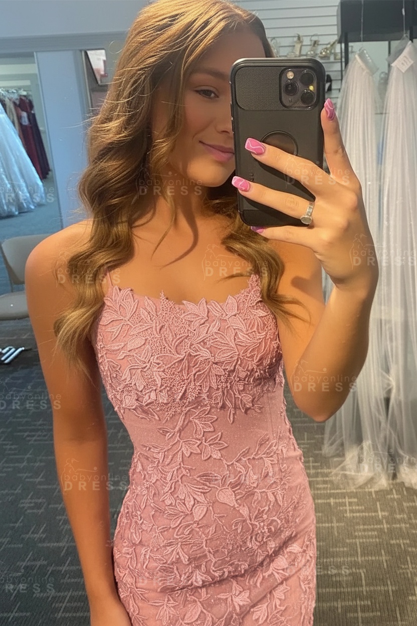 Lilac Spaghetti Straps Lace-up Short Homecoming Dress with Appliques