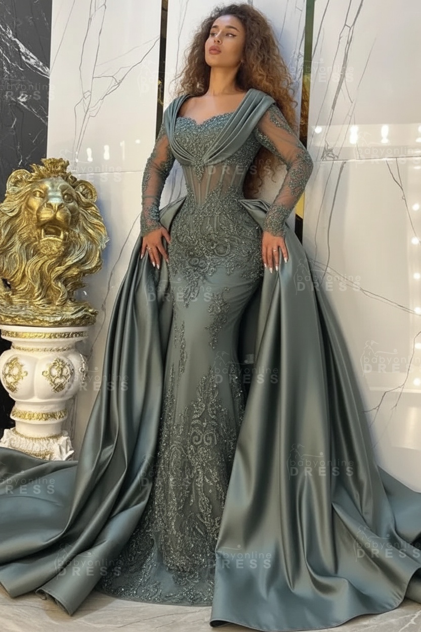 Gorgeous Sweetheart Appliques Lace A-Line Prom Dresses Long Sleeve Chapel Train
