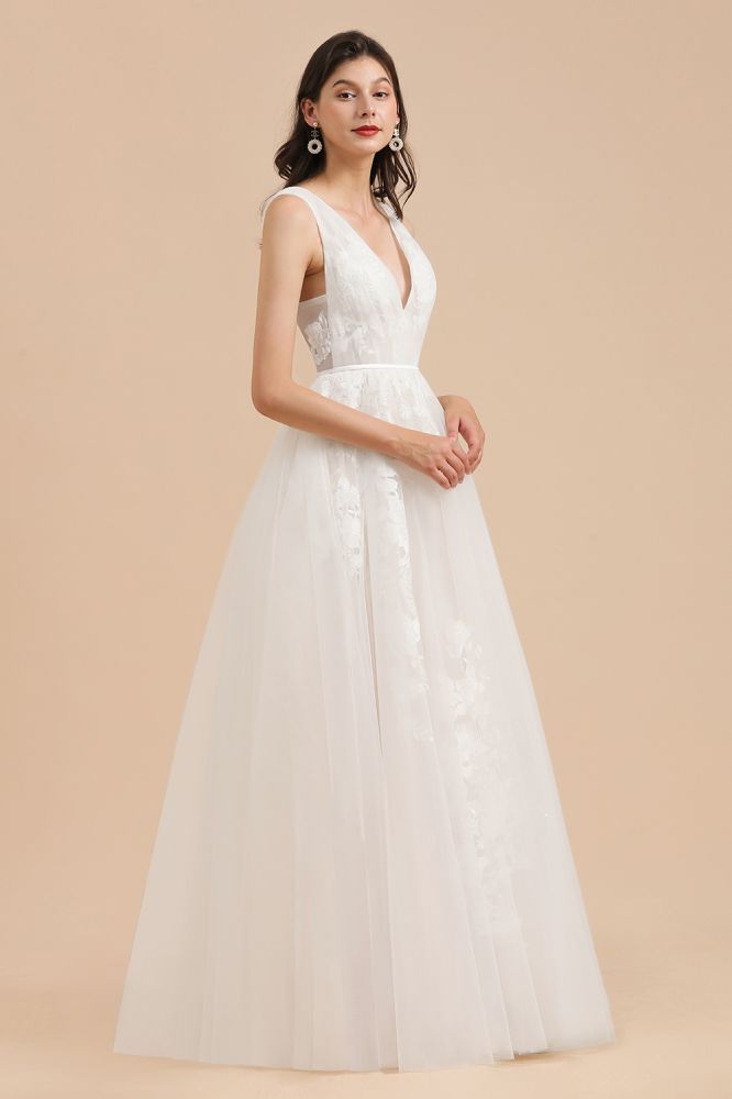 Ivory V-Neck Tulle Lace Appliques Simple Wedding Dress Garden Wedding Gowns Floor Length