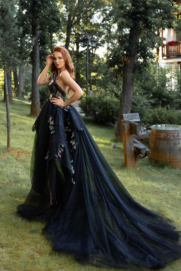 One shoulder Black Tulle High Split Ball Gown Wedding Dresses