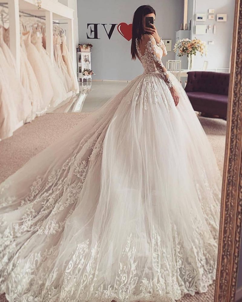 Gorgeous Long Sleeves Ball Gown Floral Lace Tulle Aline Bridal Gown