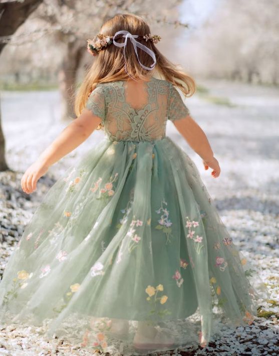 Beautiful Sage Long Ball Gown Tulle Embordery Flower Girl Dresses