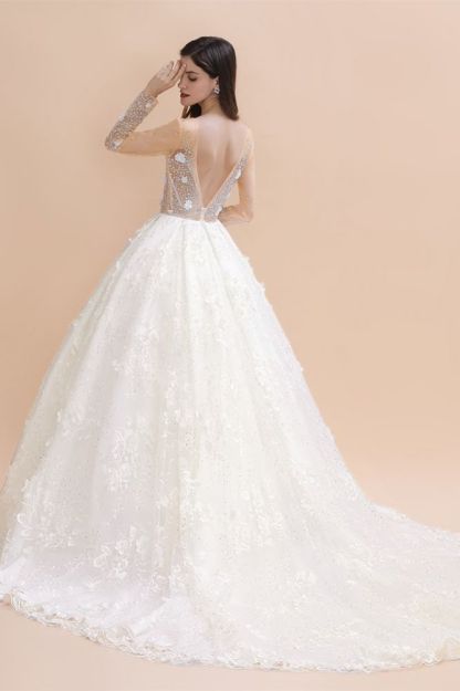 Charming Floral Lace Appliques Wedding Dress Gorgeous White Beads Bridal Gown