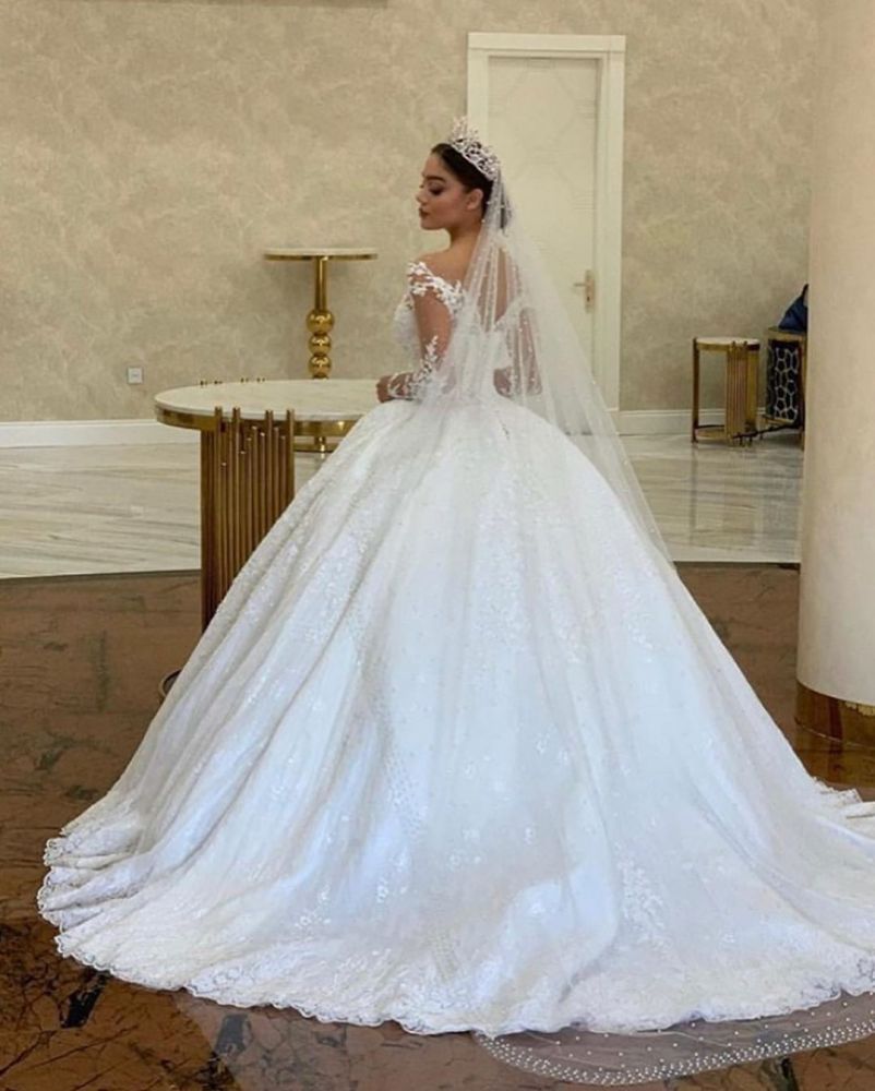 Luxury Sweetheart Long Sleeves Aline Lace Ball Gown