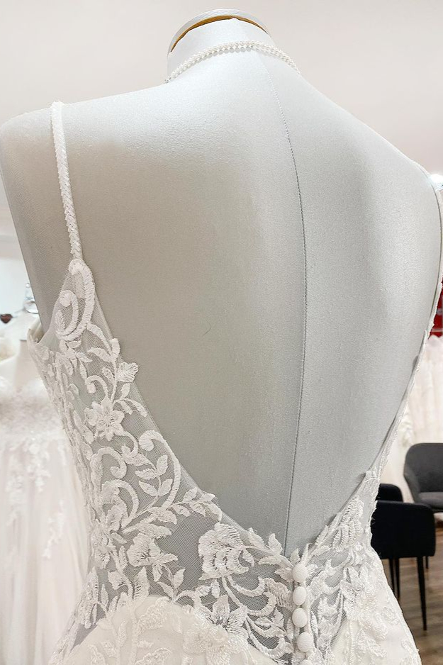Straps V-neck Mermaid Lace Court Train Wedding Dresses