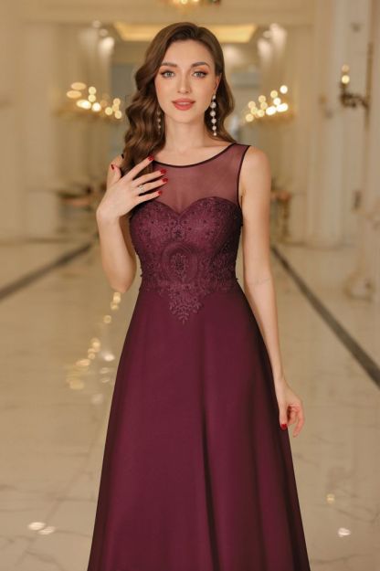 Elegant Scoop Neck Chiffon Bridesmaid Dress Sleeveless Lace Appliques Long Evening Dress