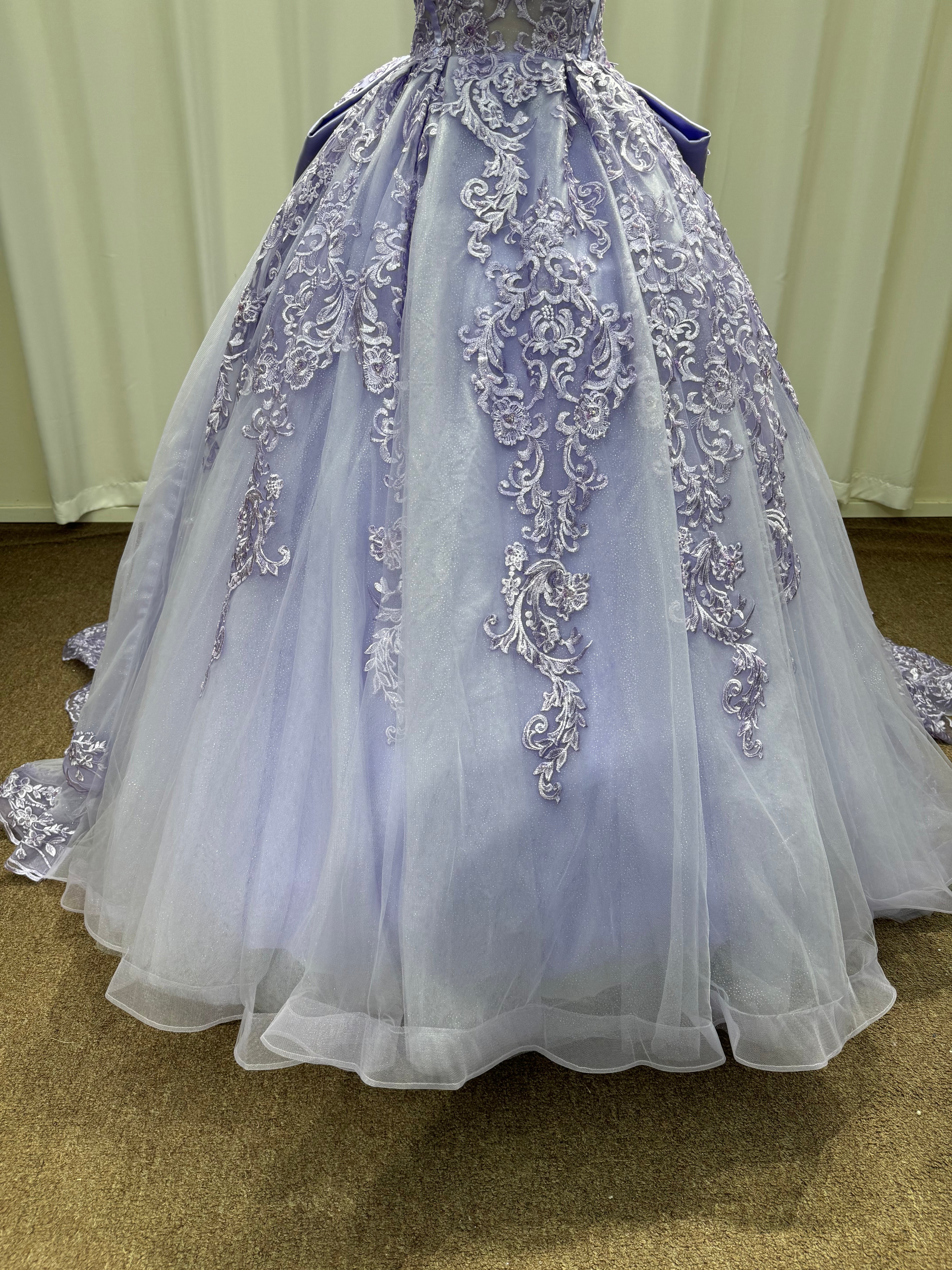 Lilac Strapless Tulle Applique A-line Prom Dresses Chapel Train