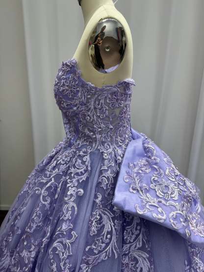 Lilac Strapless Tulle Applique A-line Prom Dresses Chapel Train