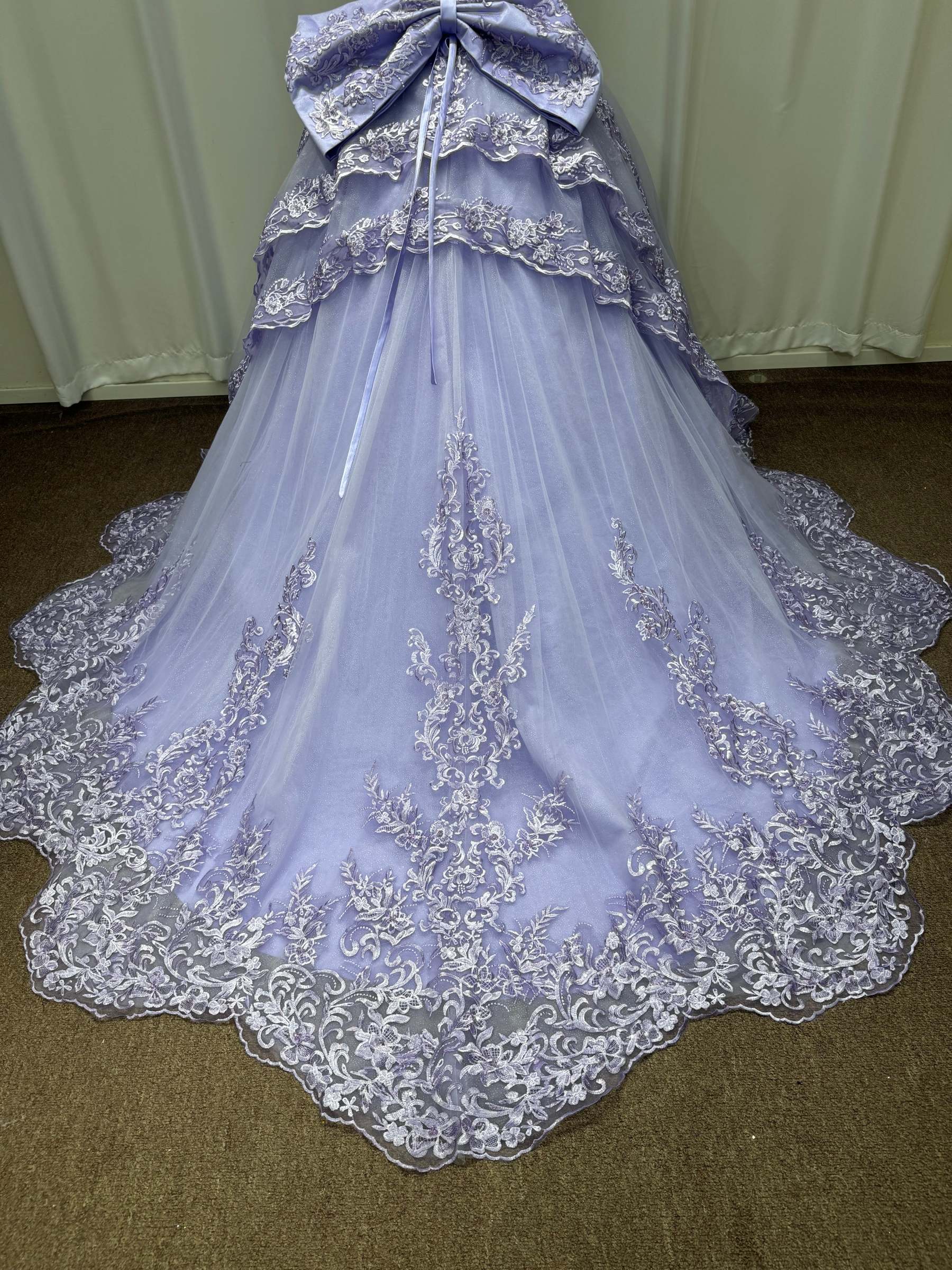 Lilac Strapless Tulle Applique A-line Prom Dresses Chapel Train