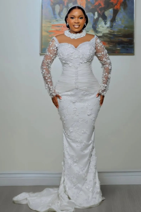 3D Flowers Crystals Mermaid Wedding Dresses Long Sleeves High Neck Illusion Beaded Lace Bridal Gowns with Appliques