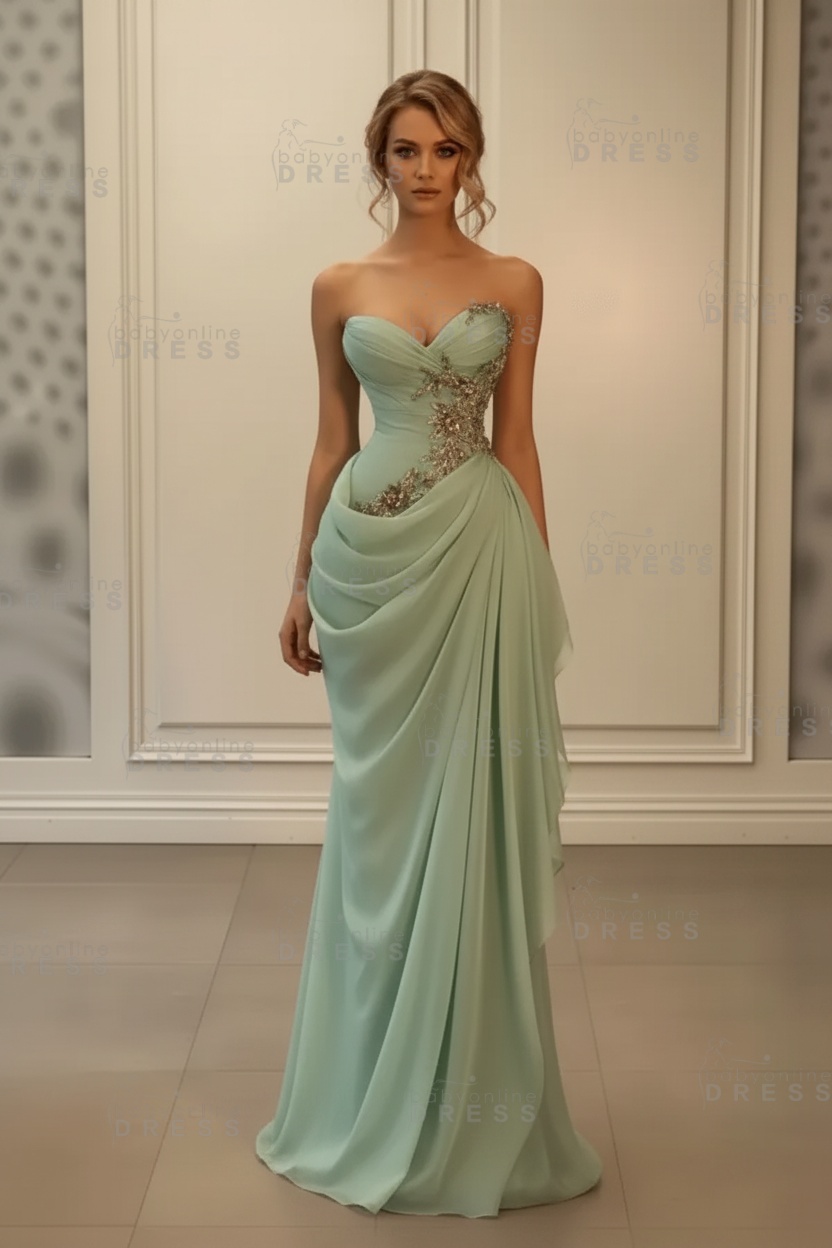 Stunning Sweetheart Strapless Ruffles Bodycon Prom Dress with Appliques