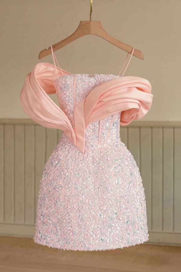 Sequins Pink Short Party Dress Spaghetti Straps Mini Homecoming Dress with Bow