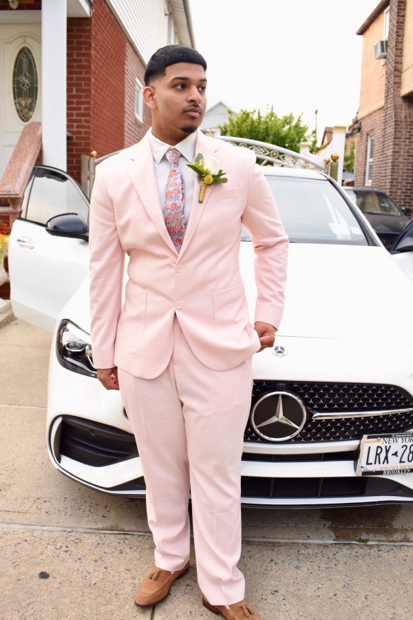 Pink Peaked Lapel Two Pieces Men Suits Regular Fit Prom Suits