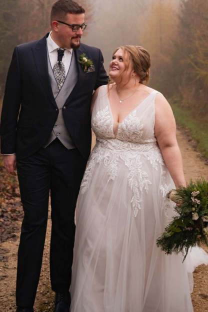 V-Neck A-Line Tulle Plus Size Wedding Dresses