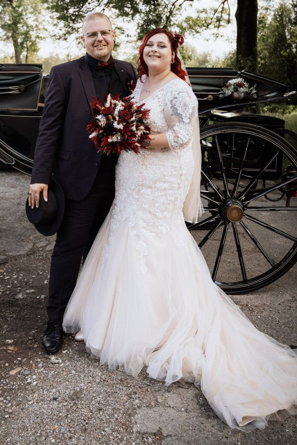 V-Neck Long Sleeves Mermaid Plus Size Lace Wedding Dresses