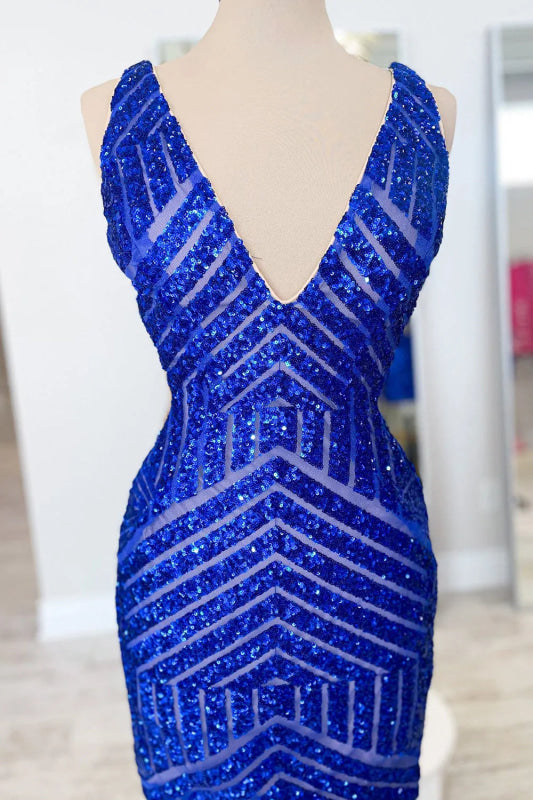 Sparkly White Sequins V-Neck Tight Homecoming Dress
