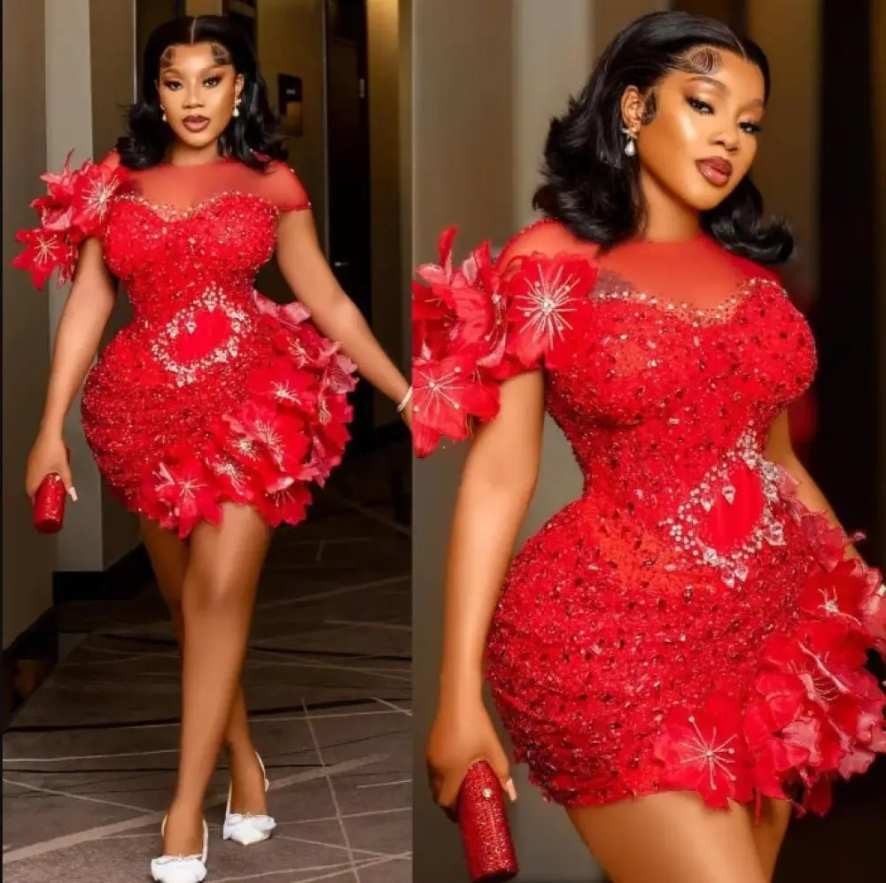 Red Bateau Neck Short Homecoming Dress with Beadings Tight Prom Dress