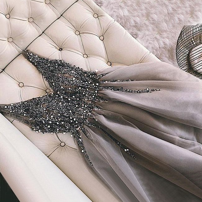 V-neck Beading Sequins Homecoming Dresses Short | Sexy Silver Grey Hoco Dresses