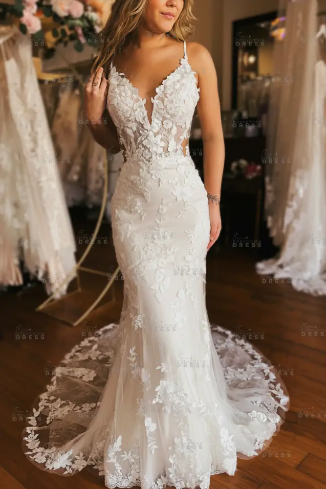 V-neck Lace Mermaid White Elegent Wedding Dresses