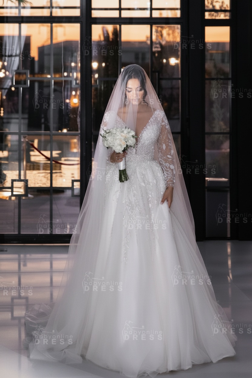 Long sleeves V-neck Princess Ivory Wedding Dresses