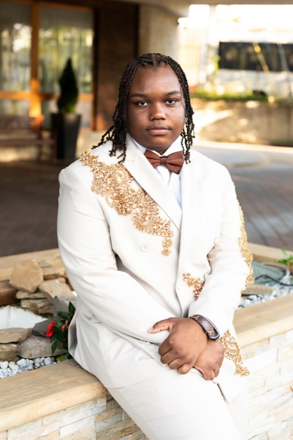 White Double Breasted Peaked Lapel Two Pieces Men Suits with Crystals