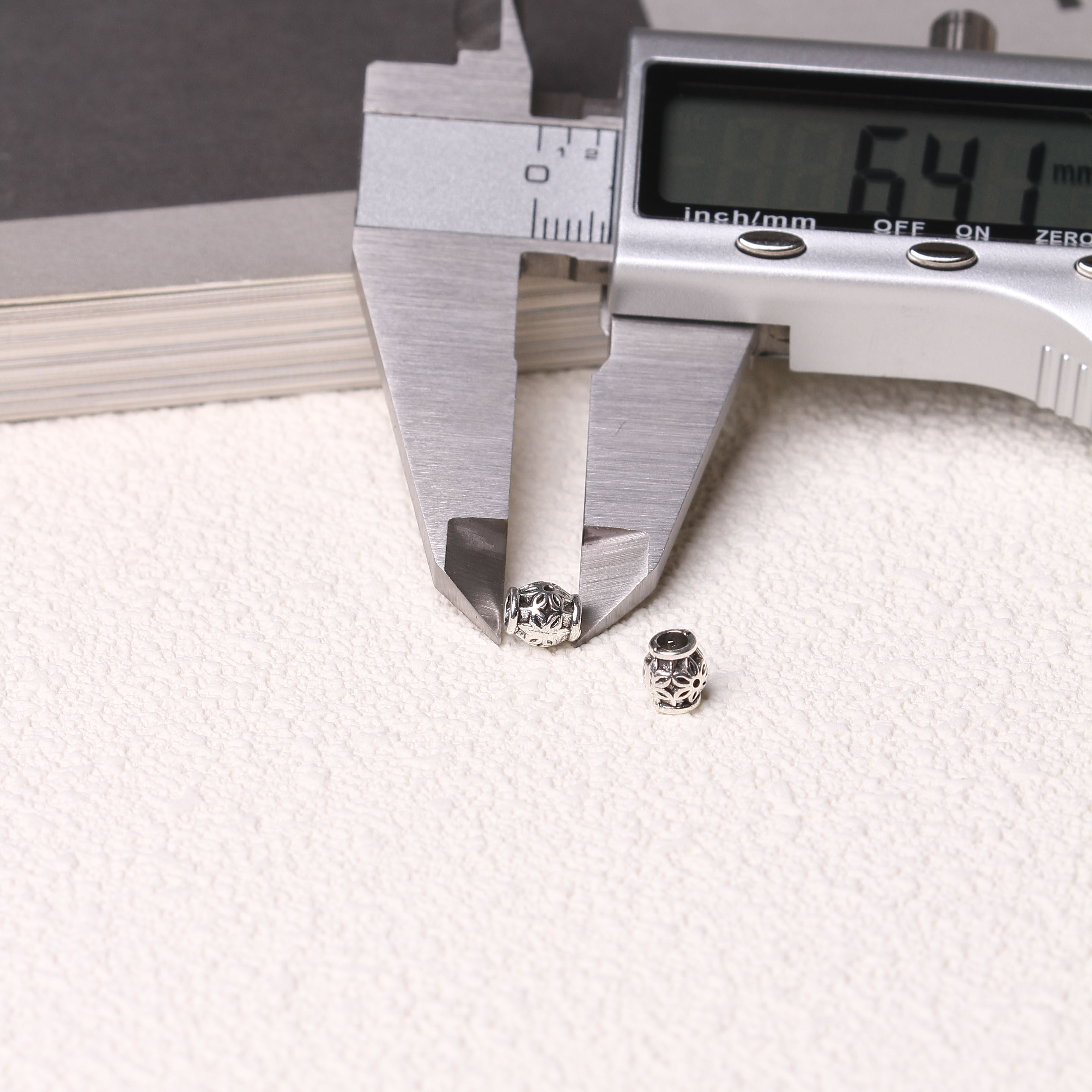 11/01=Tibetan silver charms(ALLOY) =ZS001-ZS100