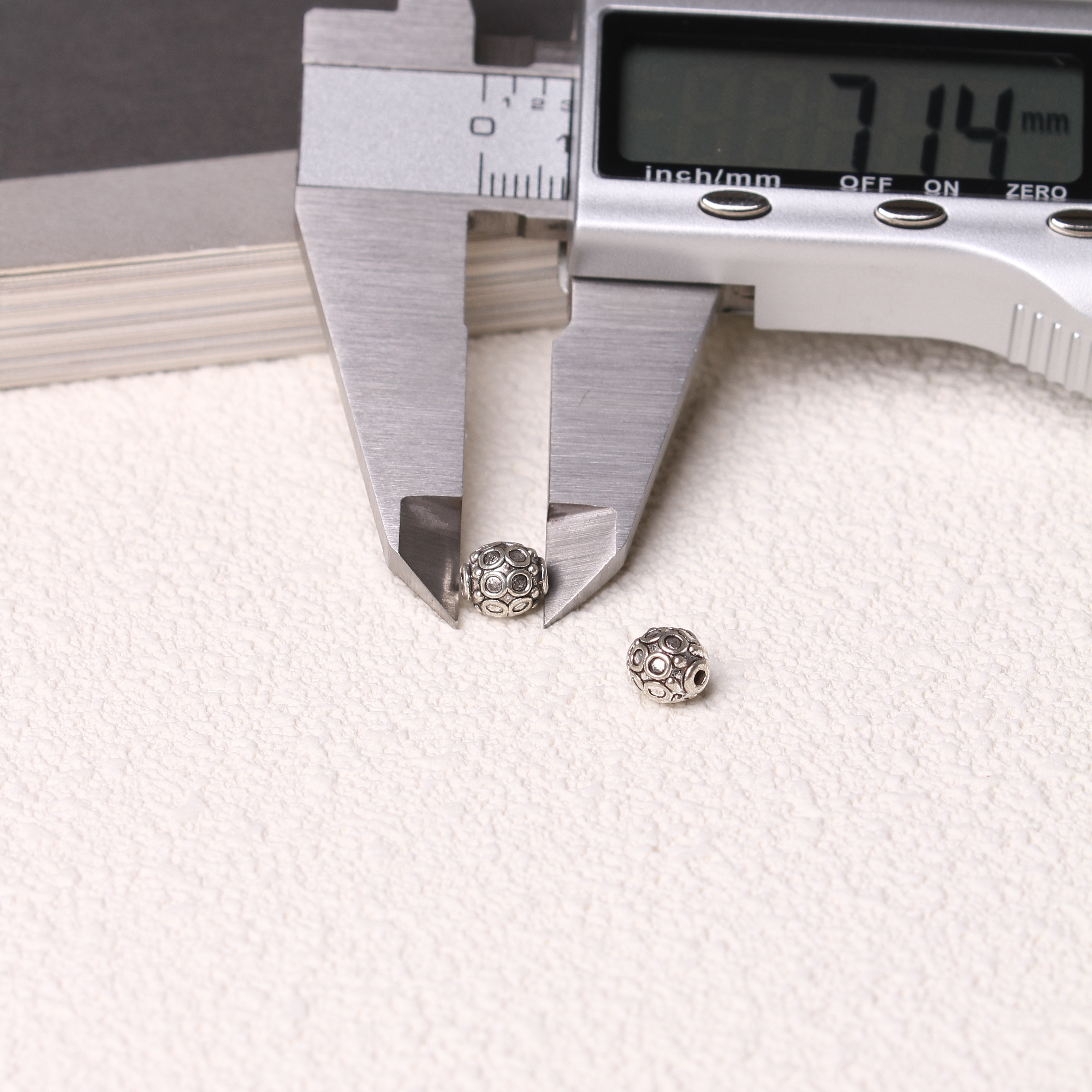 11/01=Tibetan silver charms(ALLOY) =ZS001-ZS100