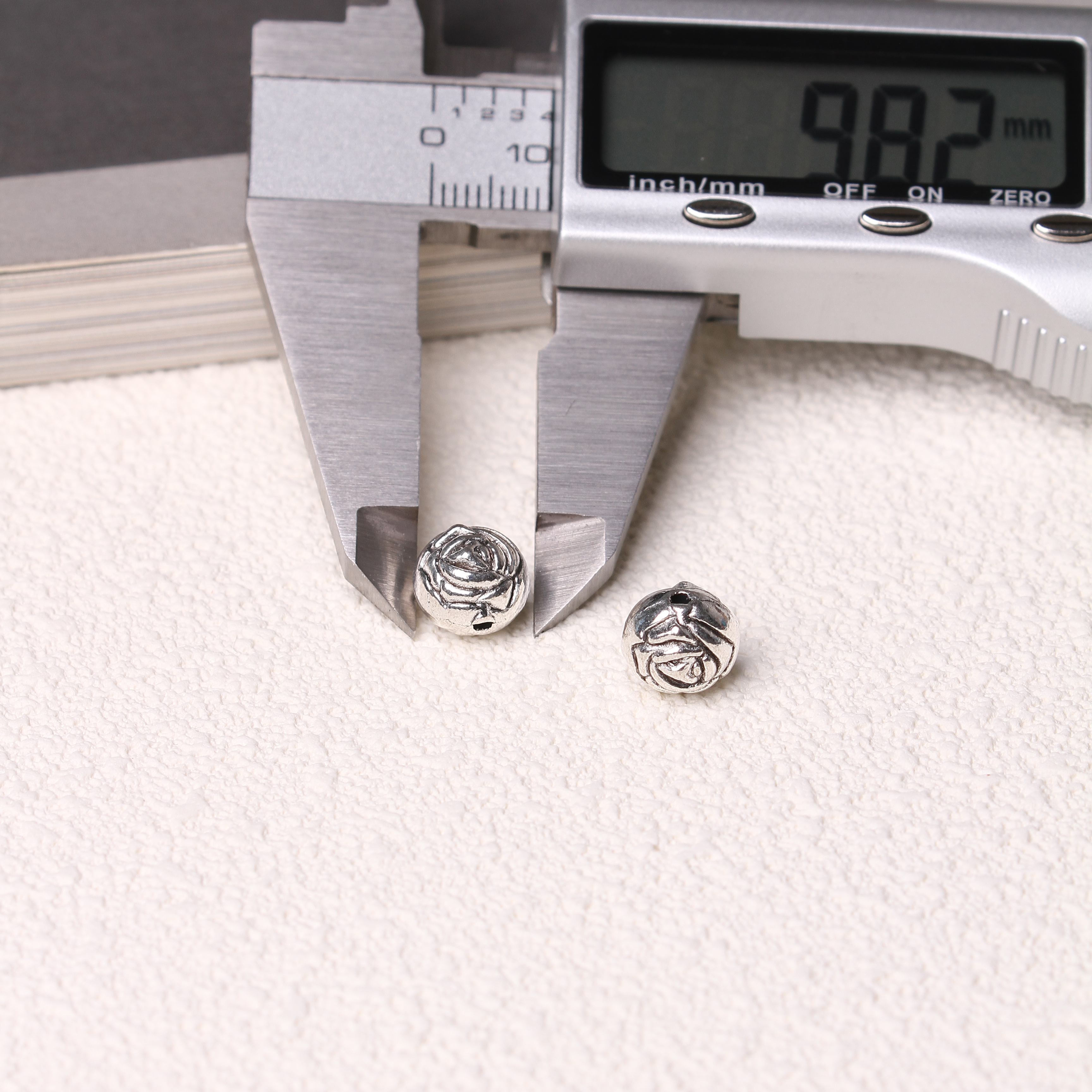 11/01=Tibetan silver charms(ALLOY) =ZS001-ZS100