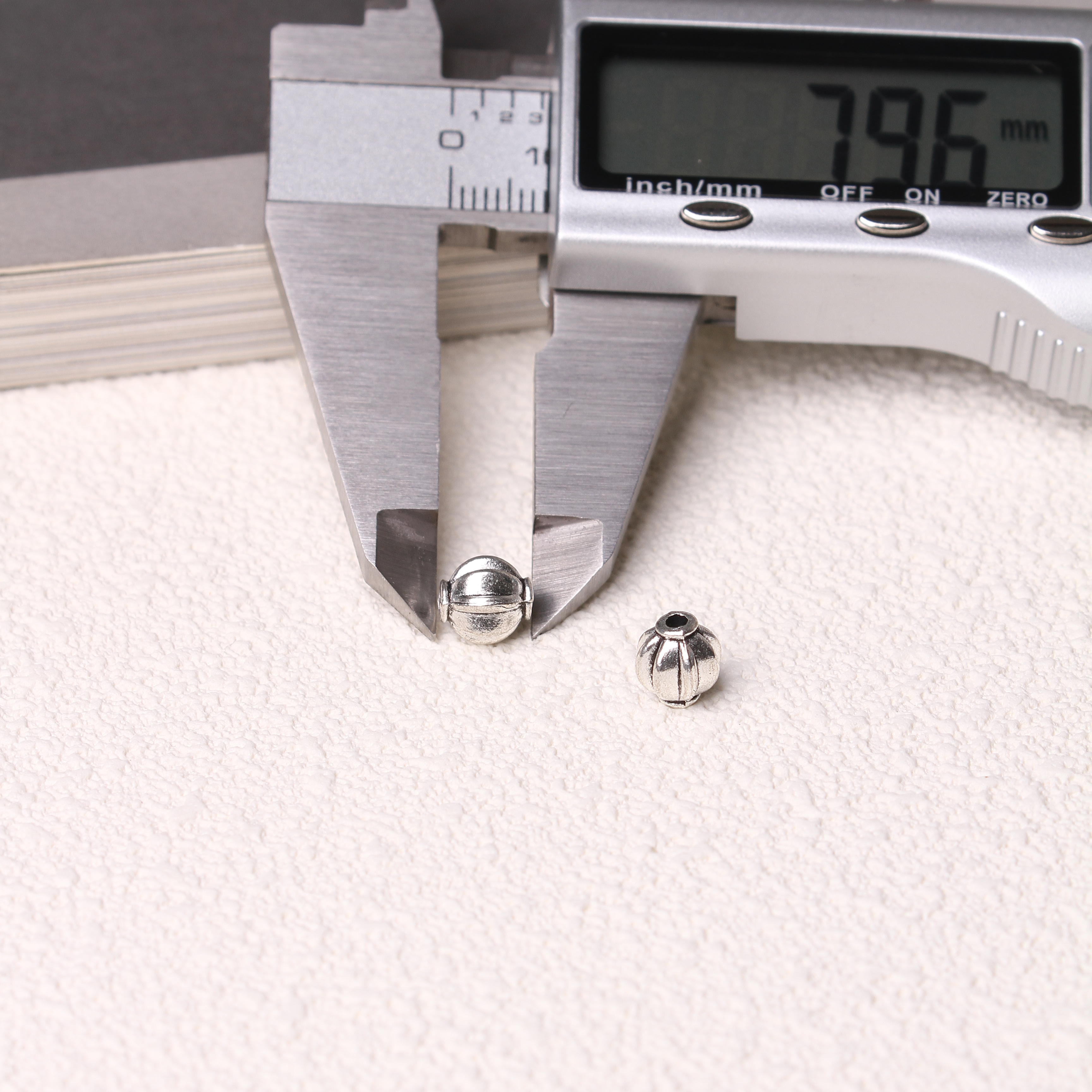 11/01=Tibetan silver charms(ALLOY) =ZS001-ZS100