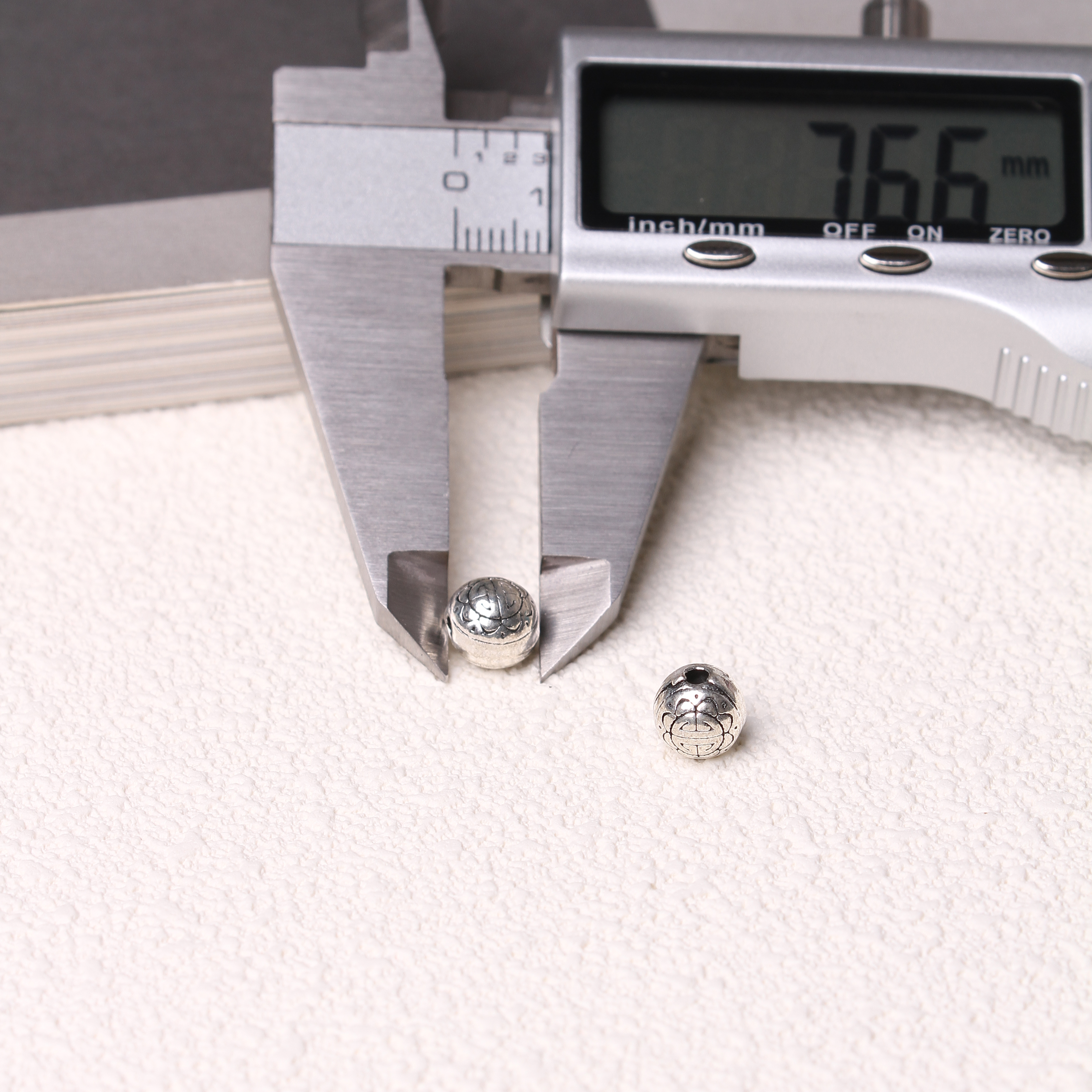 11/01=Tibetan silver charms(ALLOY) =ZS001-ZS100