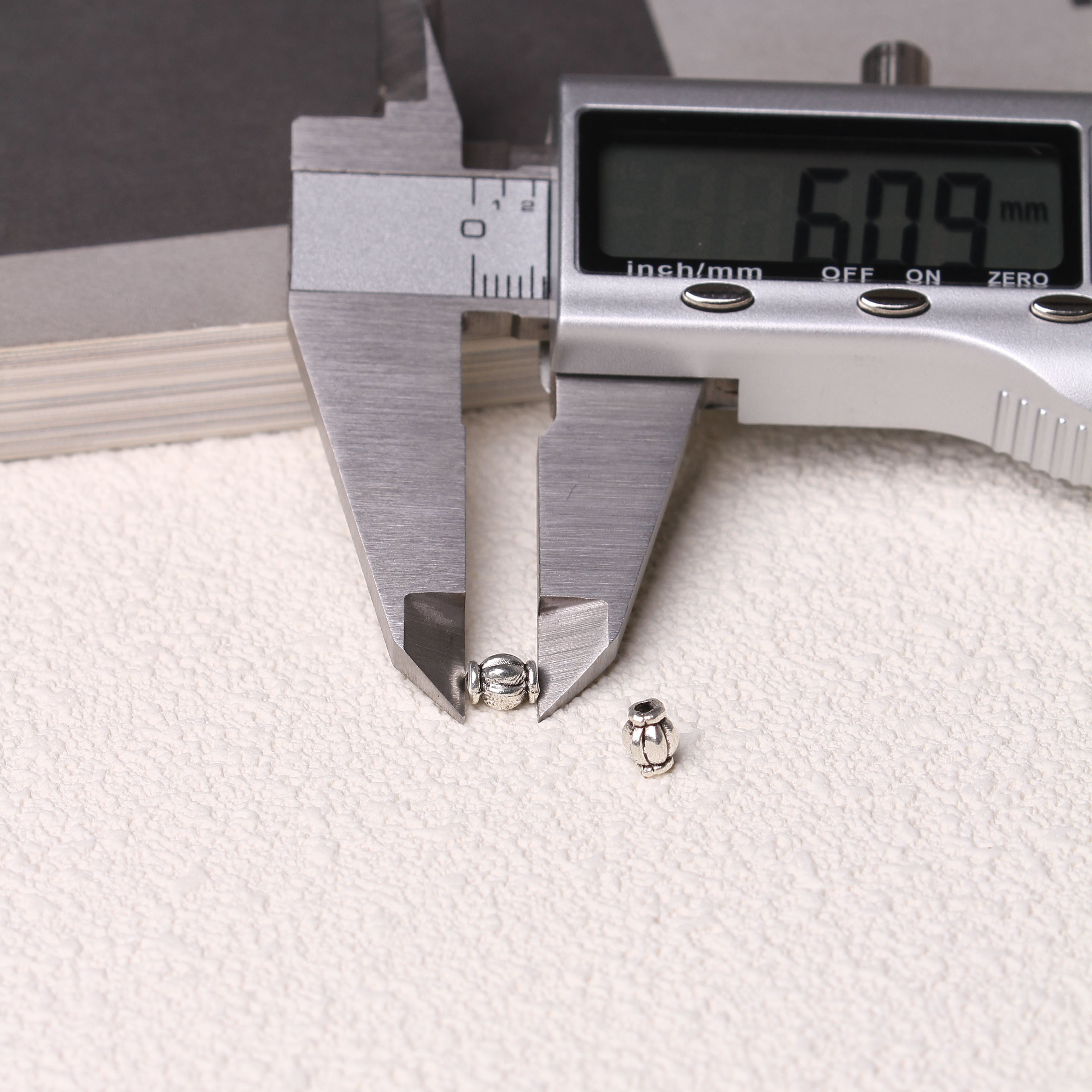 11/01=Tibetan silver charms(ALLOY) =ZS001-ZS100