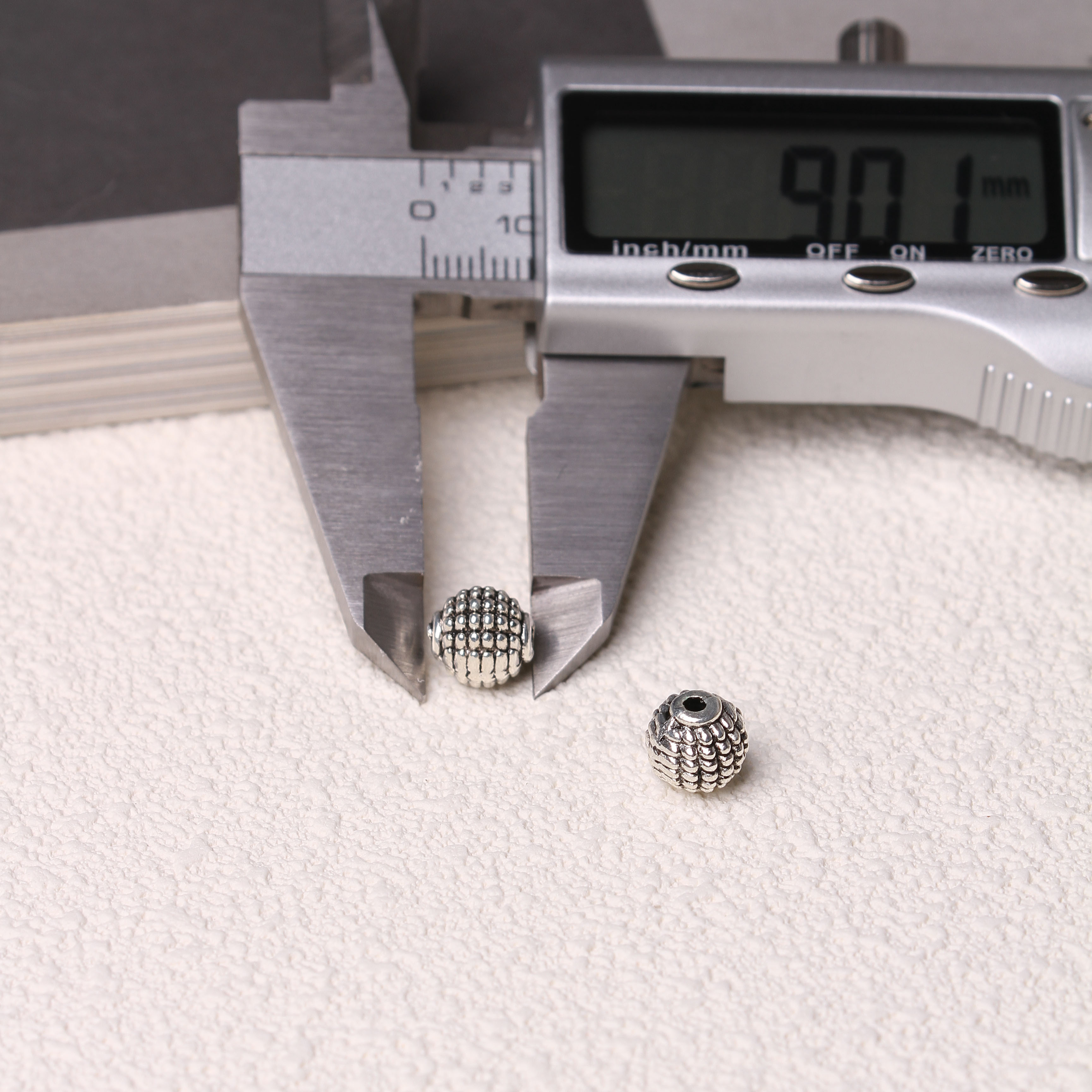 11/01=Tibetan silver charms(ALLOY) =ZS001-ZS100