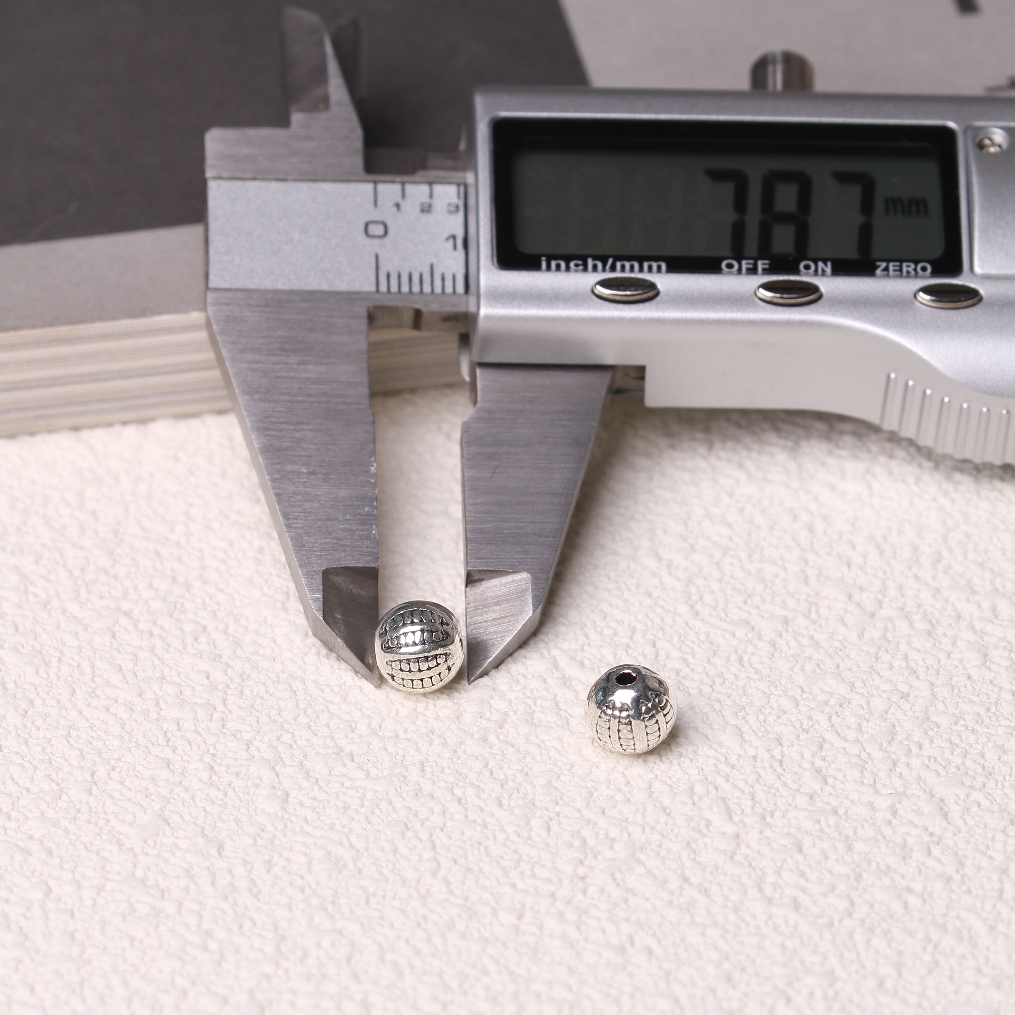 11/01=Tibetan silver charms(ALLOY) =ZS001-ZS100