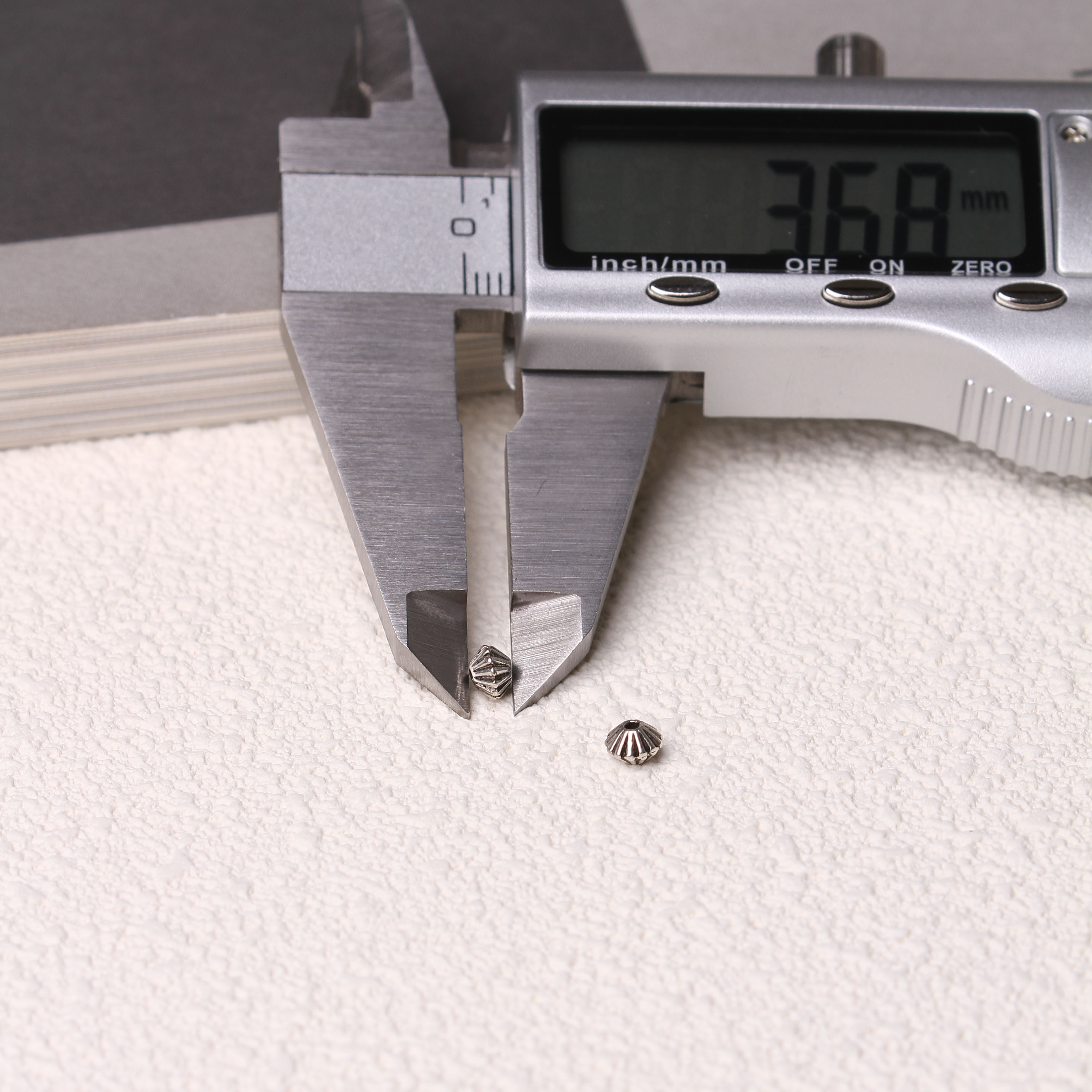 11/01=Tibetan silver charms(ALLOY) =ZS001-ZS100