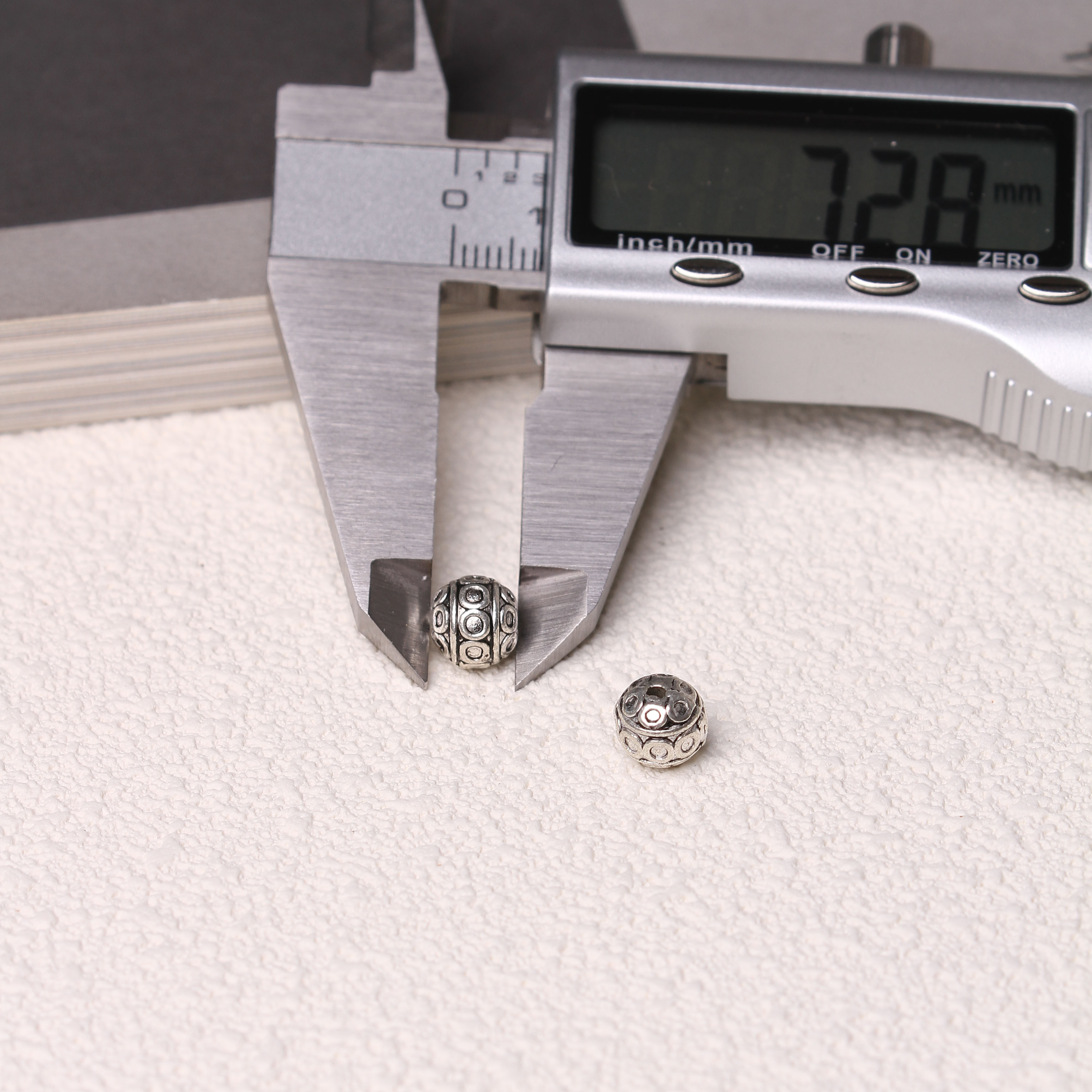 11/01=Tibetan silver charms(ALLOY) =ZS001-ZS100