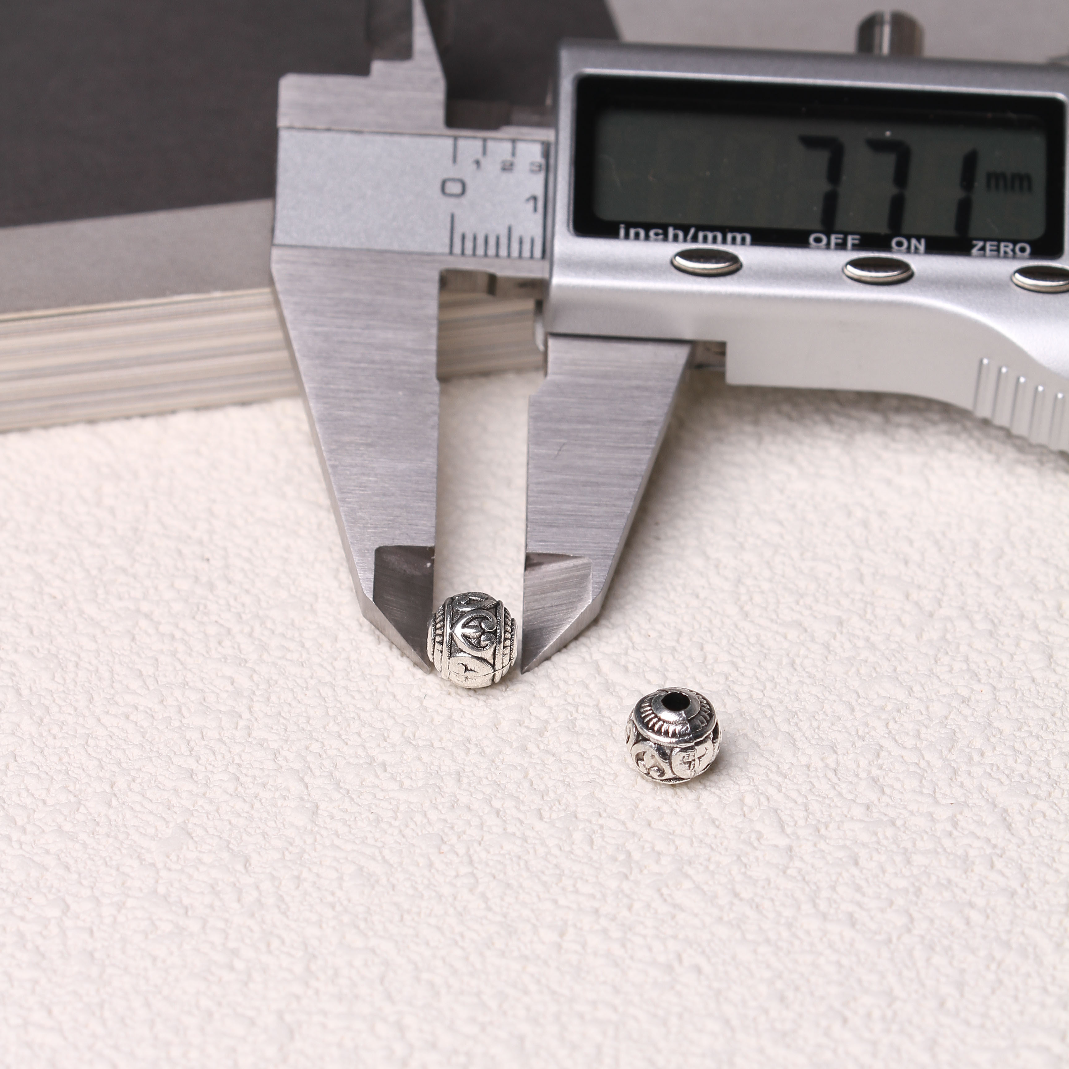 11/01=Tibetan silver charms(ALLOY) =ZS001-ZS100