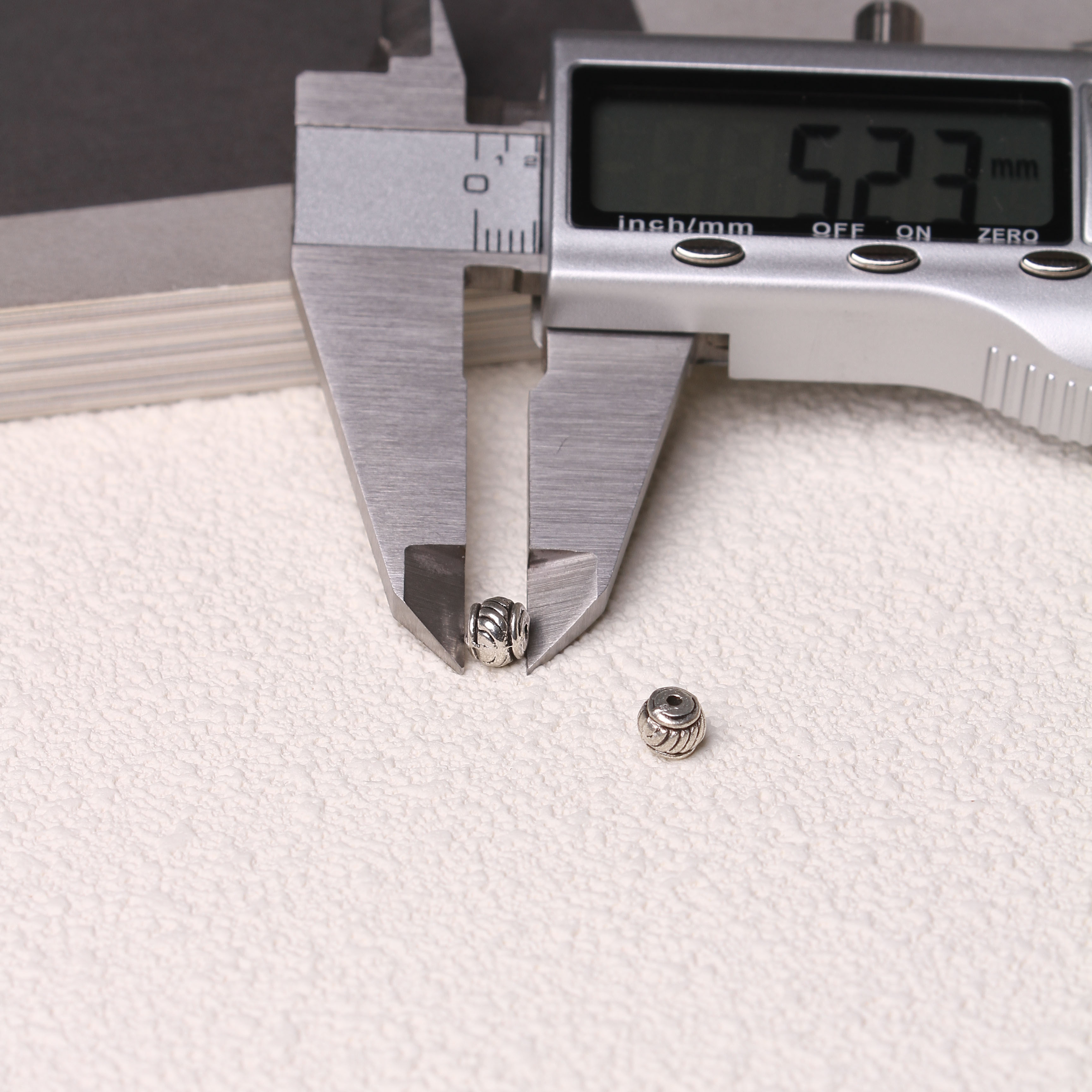 11/01=Tibetan silver charms(ALLOY) =ZS001-ZS100